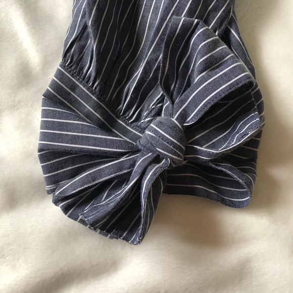 American Eagle Off-the-Shoulder Top - Picture 3 of 5